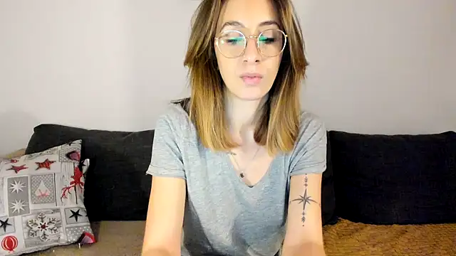 DesireMore90 online show from February 5, 4:03 pm