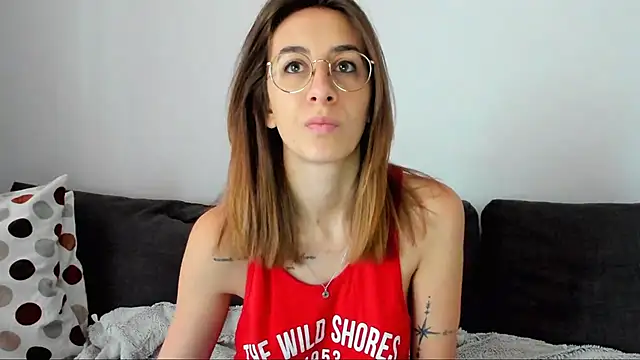 DesireMore90 online show from March 5, 8:32 am