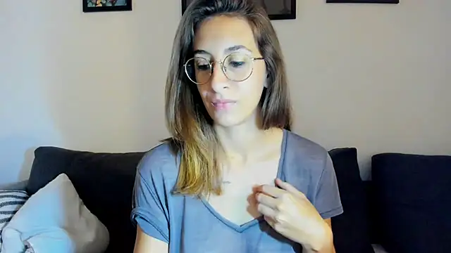 DesireMore90 online show from October 16, 7:37 pm