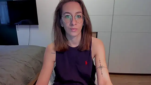 DesireMore90 online show from February 27, 2:50 pm