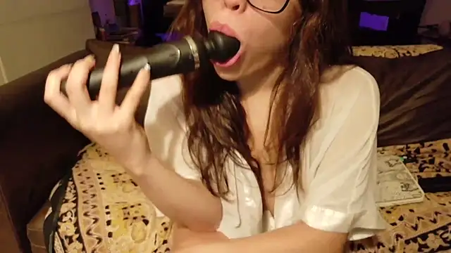 Snapshot of ginakatana chatting on January 18, 5:33 am ginakatana online show from January 18, 5:33 am