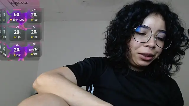 Snapshot of Putaku_San chatting on October 7, 3:58 am Putaku San online show from October 7, 3:58 am