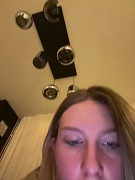 VeraSerephina online show from December 16, 9:42 pm