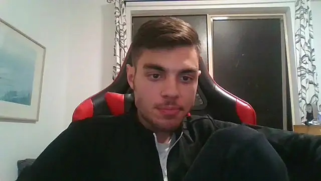 Snapshot of Omarnede chatting on September 29, 12:10 pm Omarnede online show from September 29, 12:10 pm