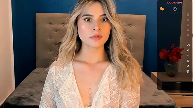 KiaraCarter online show from December 10, 7:43 pm