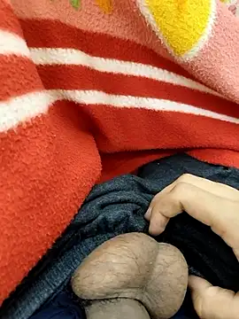 Snapshot of Horny_boy321 chatting on September 16, 7:37 pm Horny boy321 online show from September 16, 7:37 pm