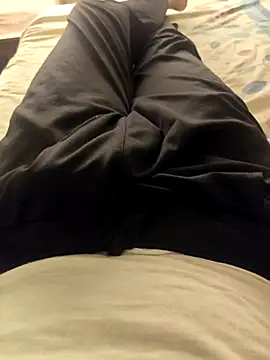 Snapshot of Horny_boy321 chatting on October 31, 7:48 pm Horny boy321 online show from October 31, 7:48 pm