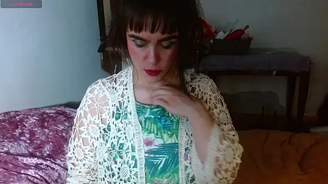 collette beaufoy  online show from December 4, 6:23 am