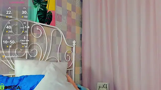 Kelly Powell online show from November 24, 12:05 pm