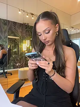 MileySin1111 online show from February 10, 12:09 pm