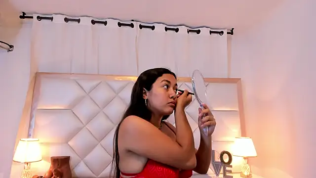 brittany069 online show from October 9, 8:29 pm