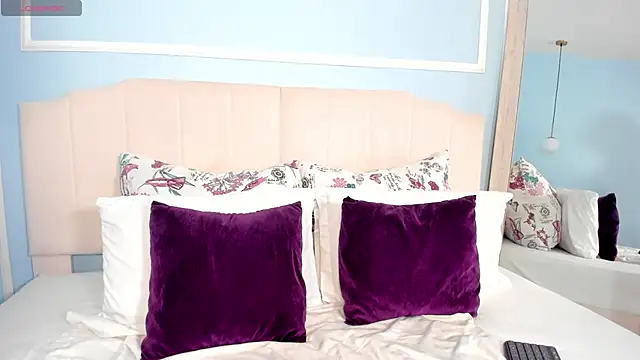 bhritany brow online show from December 5, 10:35 am