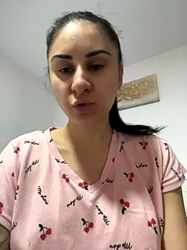 Snapshot of JenniferEdith chatting on October 9, 9:51 am JenniferEdith online show from October 9, 9:51 am