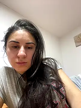 Snapshot of JenniferEdith chatting on December 18, 7:09 pm JenniferEdith online show from December 18, 7:09 pm