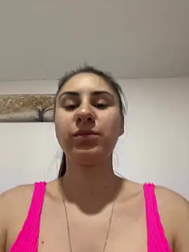 Snapshot of JenniferEdith chatting on July 7, 5:21 am JenniferEdith online show from July 7, 5:21 am