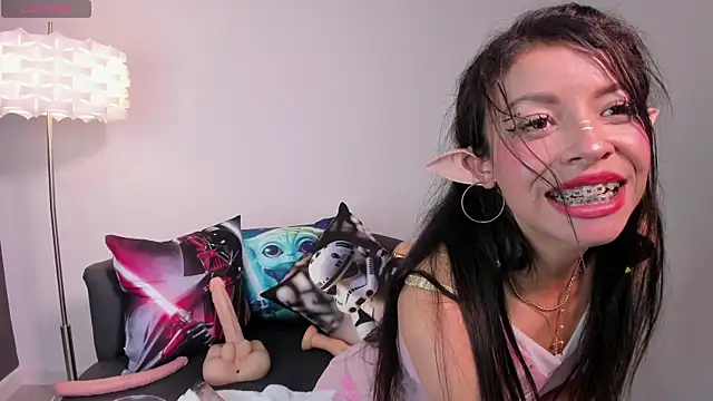 miss canndy online show from December 9, 10:09 pm