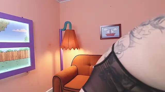 miss canndy online show from April 9, 6:02 pm