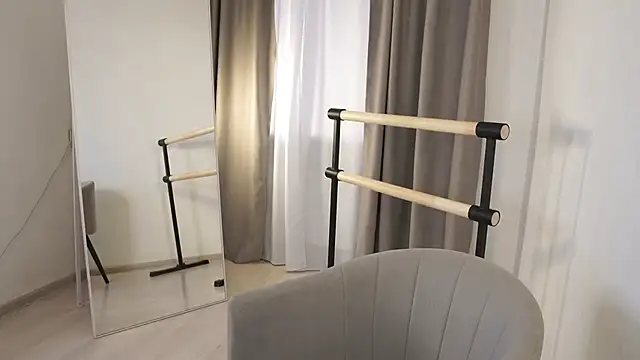 FiaMoor online show from November 22, 11:20 am