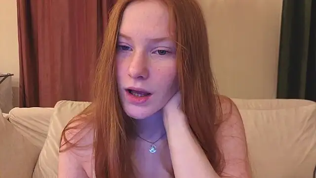 Snapshot of FiaMoor chatting on January 18, 11:03 am FiaMoor online show from January 18, 11:03 am