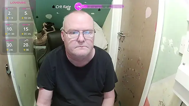 Snapshot of FriendlyDave chatting on January 13, 10:36 am FriendlyDave online show from January 13, 10:36 am