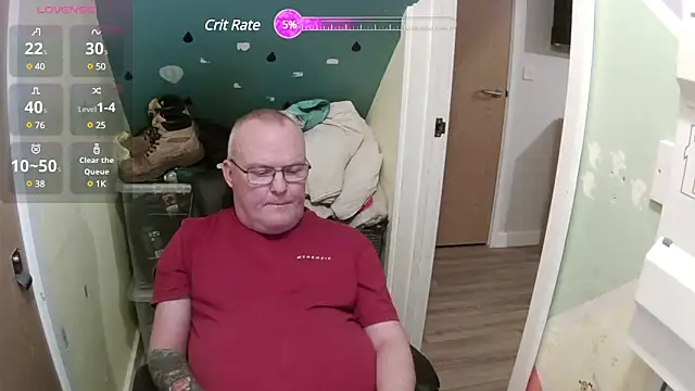 Snapshot of FriendlyDave chatting on January 19, 9:13 pm FriendlyDave online show from January 19, 9:13 pm