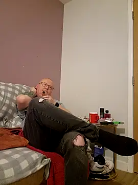 Snapshot of FriendlyDave chatting on February 14, 10:25 pm FriendlyDave online show from February 14, 10:25 pm