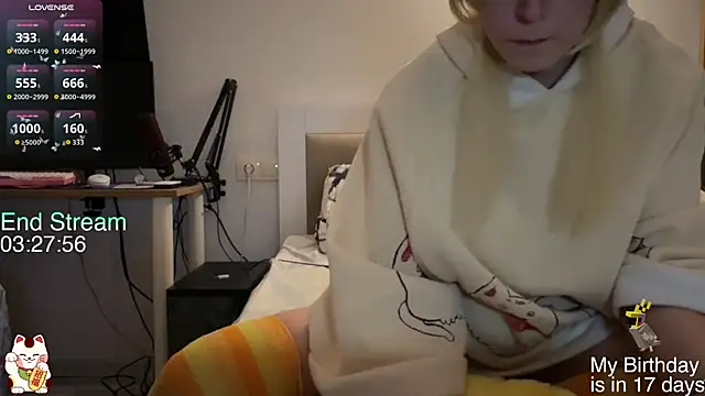 ShiroiFubuki online show from February 5, 7:29 pm