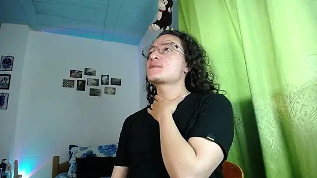 monkeywillwhite online show from November 16, 5:18 pm