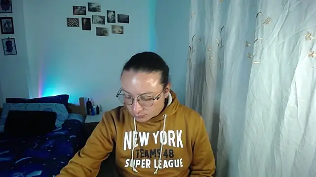 monkeywillwhite online show from February 9, 2:59 am