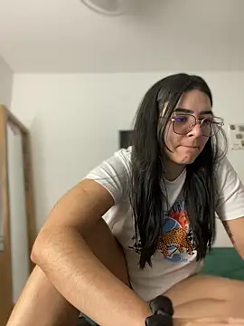 Lia flowers online show from January 21, 1:29 am