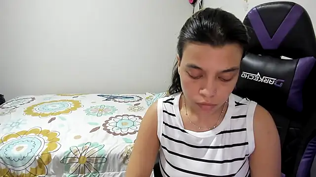 LuisaReyes 2911 online show from May 10, 1:55 am