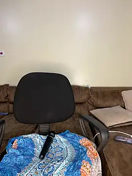 Snapshot of sweetestval chatting on March 7, 7:30 am sweetestval online show from March 7, 7:30 am