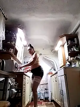 Snapshot of lindaledi2 chatting on February 13, 4:28 pm lindaledi2 online show from February 13, 4:28 pm