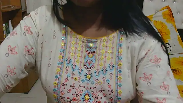 esita 1212 online show from October 22, 3:23 pm