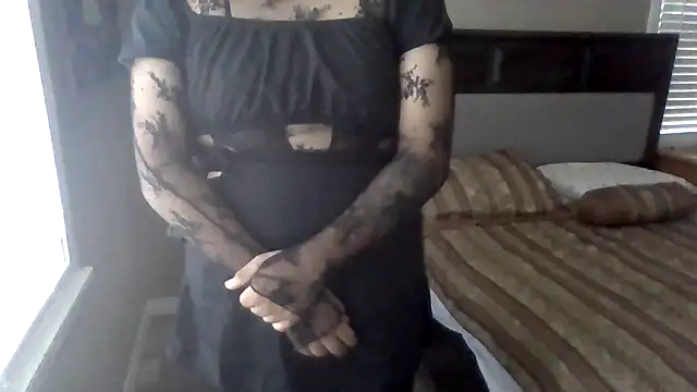 lexii 23 online show from September 19, 1:01 pm