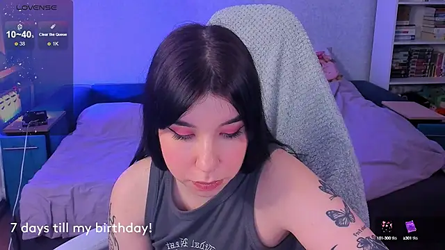 kellyharris online show from February 21, 6:04 pm