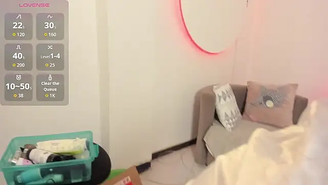 silvia lane online show from February 14, 5:15 am