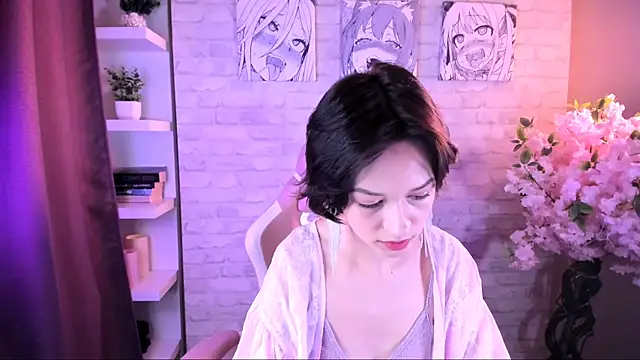 Snapshot of VivianLy_ chatting on December 20, 11:50 am VivianLy online show from December 20, 11:50 am