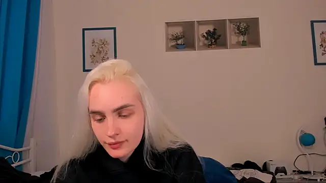 OliviaKisss online show from May 19, 5:30 pm