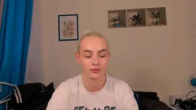 OliviaKisss online show from May 31, 3:08 pm