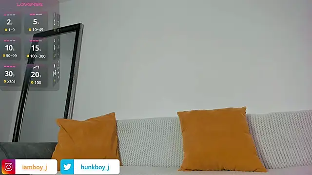 Snapshot of FitnessMaleModel chatting on January 24, 9:05 pm FitnessMaleModel online show from January 24, 9:05 pm