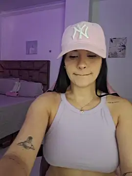 heyshaa online show from November 6, 8:43 pm