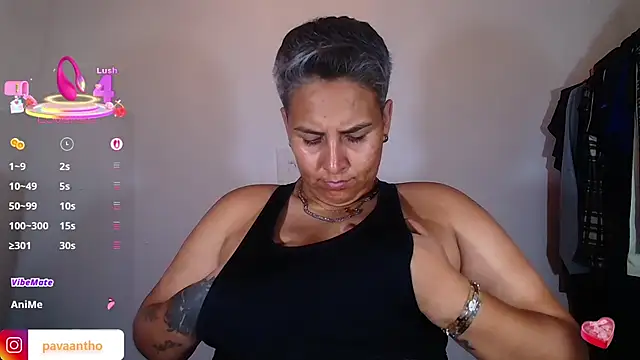 Snapshot of Yessi_rousse chatting on October 23, 2:33 am Yessi rousse online show from October 23, 2:33 am