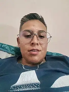 Snapshot of Yessi_rousse chatting on December 1, 6:07 am Yessi rousse online show from December 1, 6:07 am