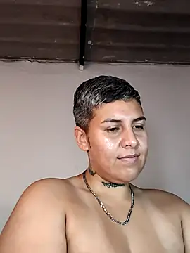 Snapshot of Yessi_rousse chatting on January 10, 2:19 pm Yessi rousse online show from January 10, 2:19 pm