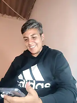 Snapshot of Yessi_rousse chatting on February 23, 8:39 pm Yessi rousse online show from February 23, 8:39 pm