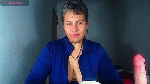 Snapshot of Yessi_rousse chatting on July 12, 3:36 pm Yessi rousse online show from July 12, 3:36 pm