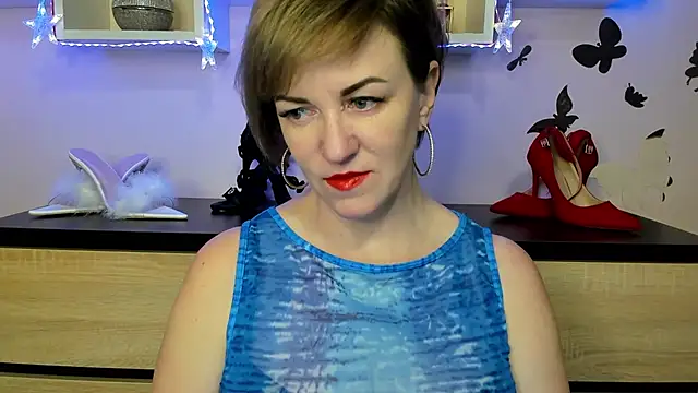 feliziaDesire online show from February 2, 1:19 pm