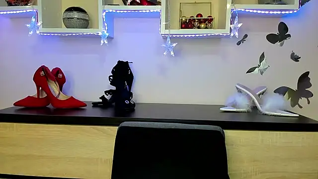 feliziaDesire online show from February 15, 10:11 am