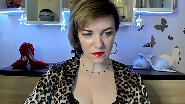 feliziaDesire online show from March 1, 7:08 am